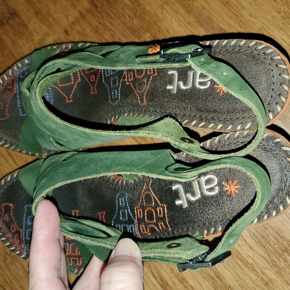 art Green Leather Women's Sandals Size 38 - Picture 13 of 15